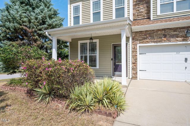 545 Hadlow Street, Fuquay Varina, NC 27526
