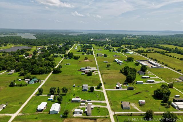 114165 S 4201 Road, Checotah, OK 74426