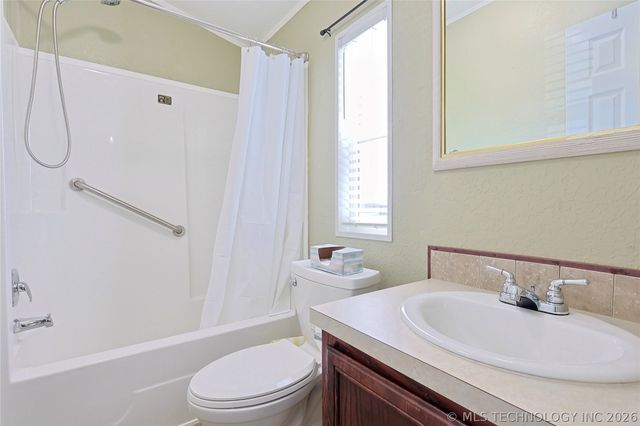 114165 S 4201 Road, Checotah, OK 74426