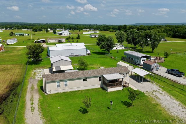 114165 S 4201 Road, Checotah, OK 74426