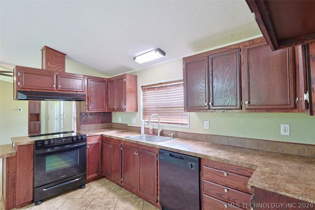 114165 S 4201 Road, Checotah, OK 74426
