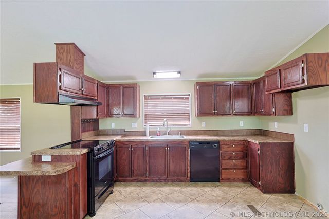 114165 S 4201 Road, Checotah, OK 74426