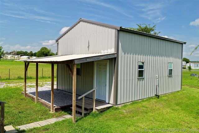 114165 S 4201 Road, Checotah, OK 74426