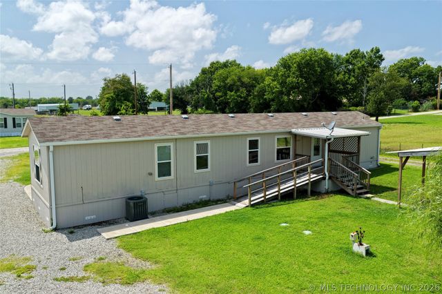 114165 S 4201 Road, Checotah, OK 74426