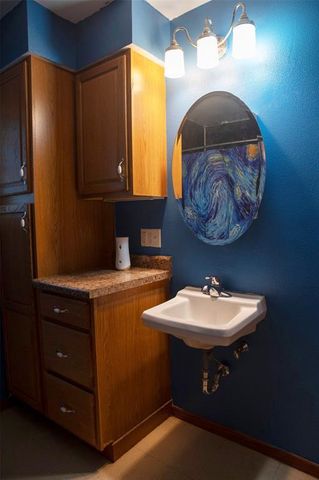 2509 Blakeley Avenue, Eau Claire, WI 54701