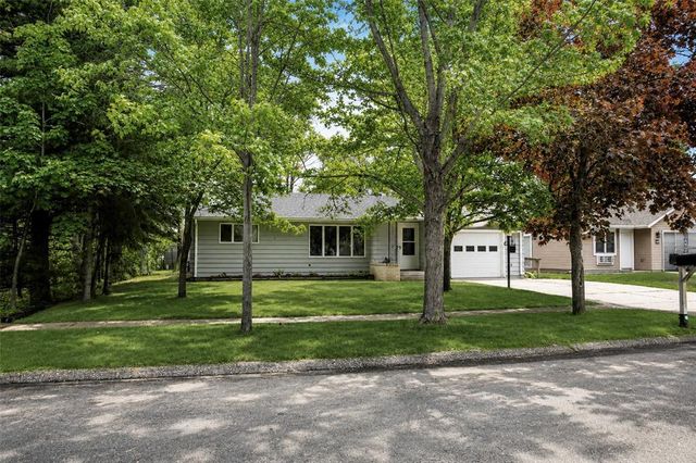 2509 Blakeley Avenue, Eau Claire, WI 54701