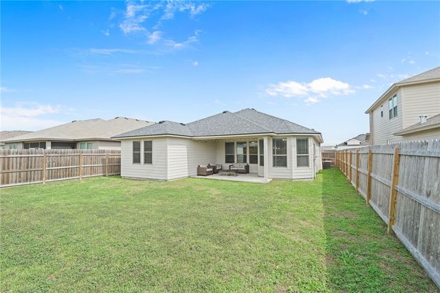 1002 Ocean Breeze, Portland, TX 78374