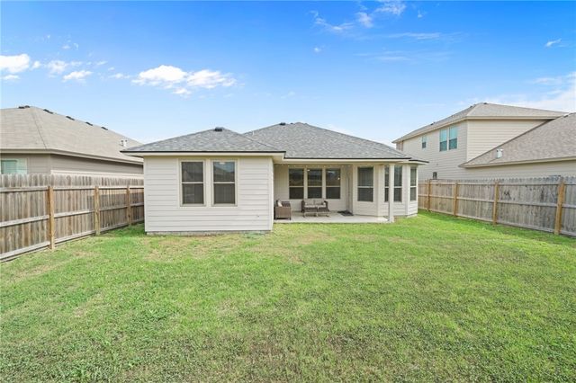 1002 Ocean Breeze, Portland, TX 78374