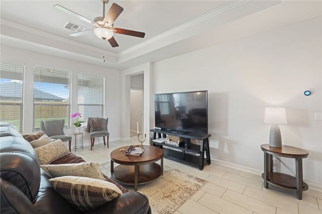 1002 Ocean Breeze, Portland, TX 78374