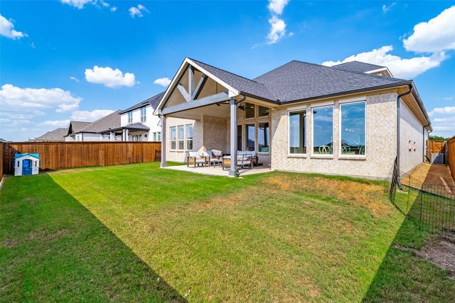 412 Fire Blade Drive, Aledo, TX 76008
