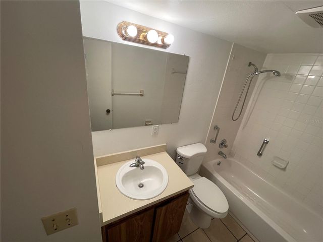 230 MILLARD AVENUE 1, Lakeland, FL 33801