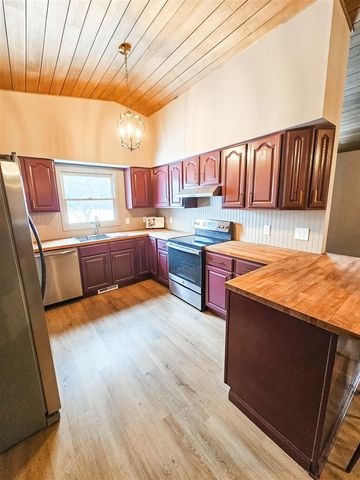 909 Barton Street, Otsego, MI 49078