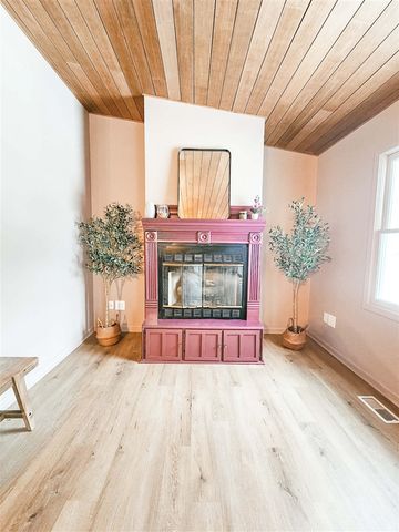 909 Barton Street, Otsego, MI 49078