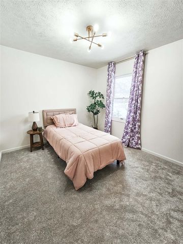 909 Barton Street, Otsego, MI 49078