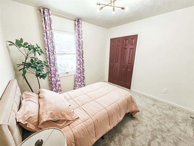 909 Barton Street, Otsego, MI 49078