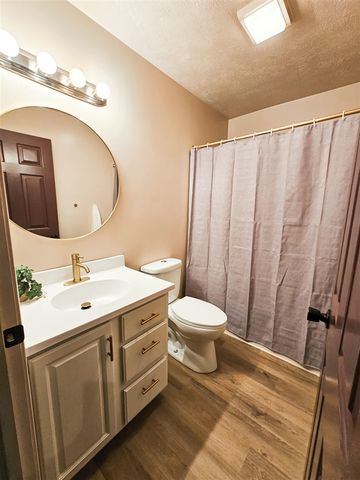 909 Barton Street, Otsego, MI 49078