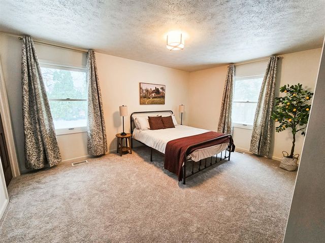 909 Barton Street, Otsego, MI 49078