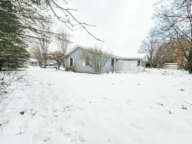 909 Barton Street, Otsego, MI 49078