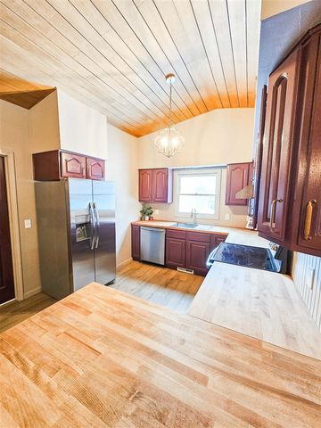 909 Barton Street, Otsego, MI 49078