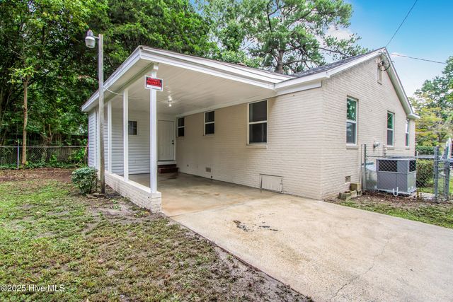 500 Jackson Lane, Kinston, NC 28501