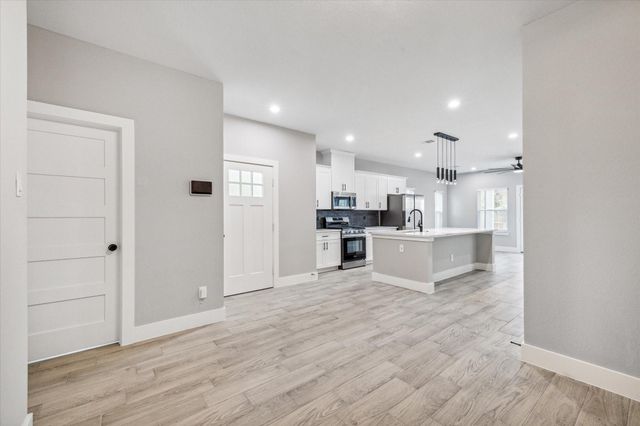926 Granville Drive, Houston, TX 77091
