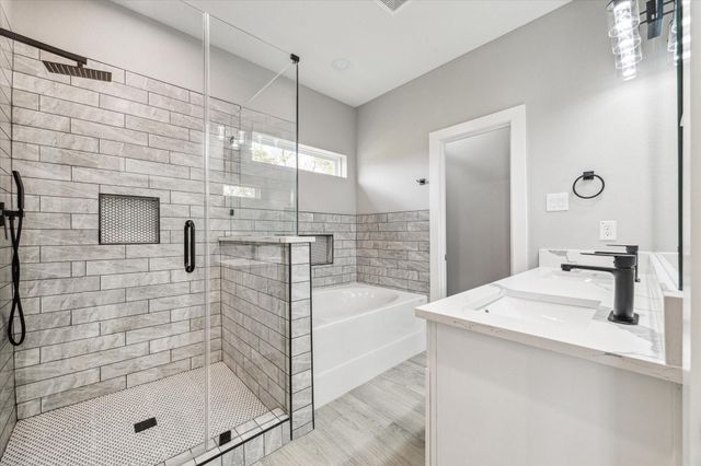 926 Granville Drive, Houston, TX 77091