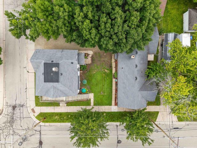 318 W BREWSTER STREET, Appleton, WI 54911