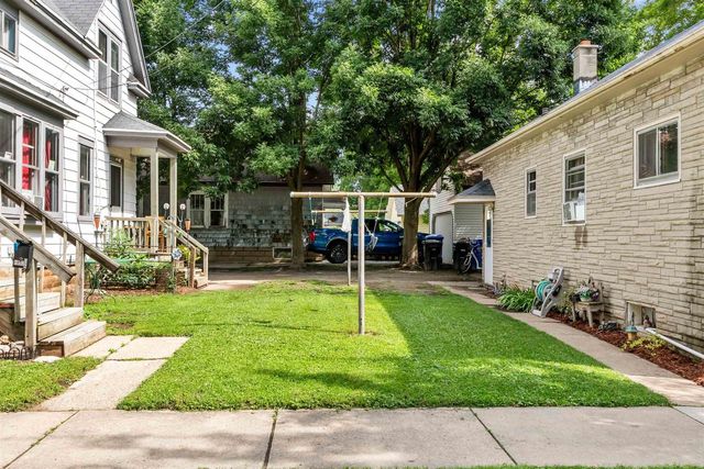 318 W BREWSTER STREET, Appleton, WI 54911