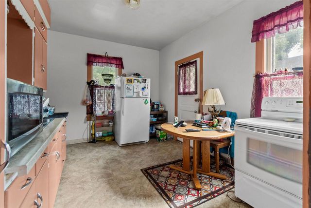 318 W BREWSTER STREET, Appleton, WI 54911