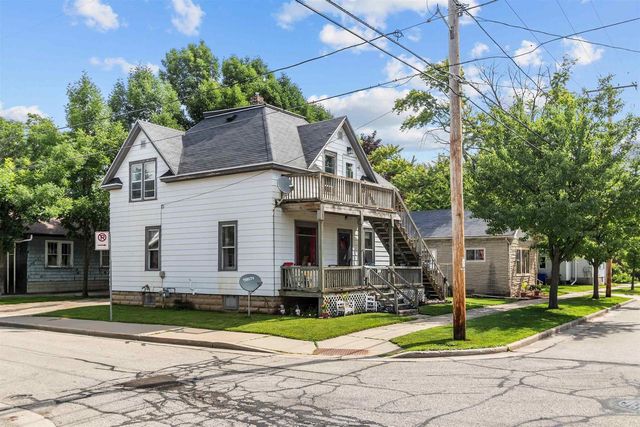 318 W BREWSTER STREET, Appleton, WI 54911