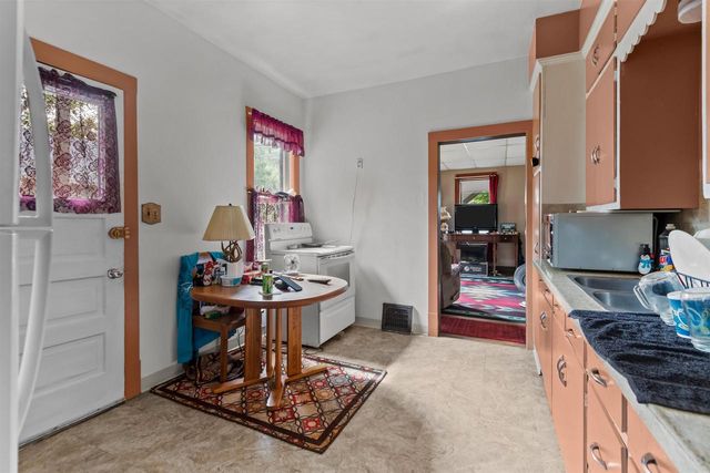 318 W BREWSTER STREET, Appleton, WI 54911
