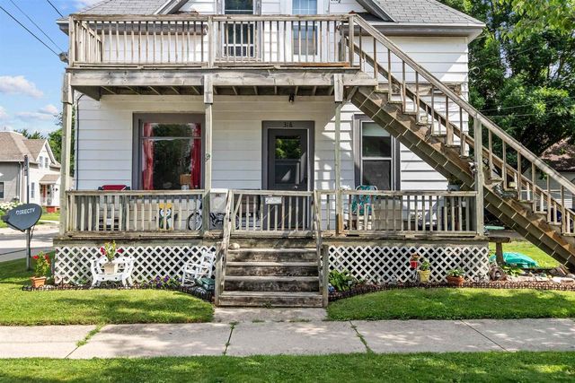 318 W BREWSTER STREET, Appleton, WI 54911