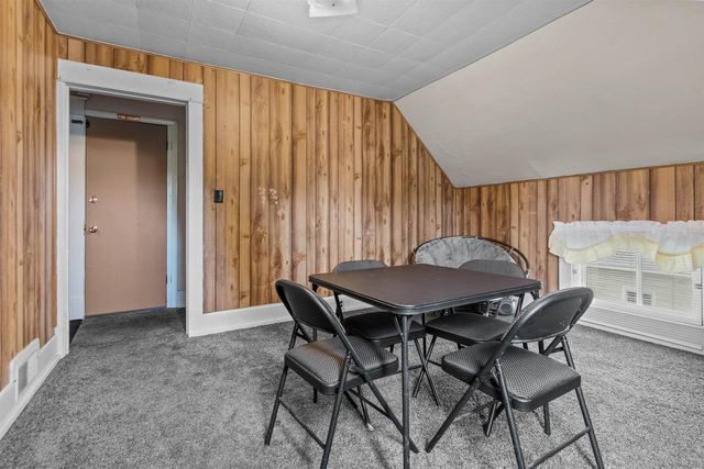 318 W BREWSTER STREET, Appleton, WI 54911