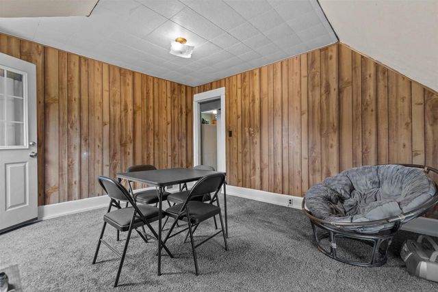 318 W BREWSTER STREET, Appleton, WI 54911