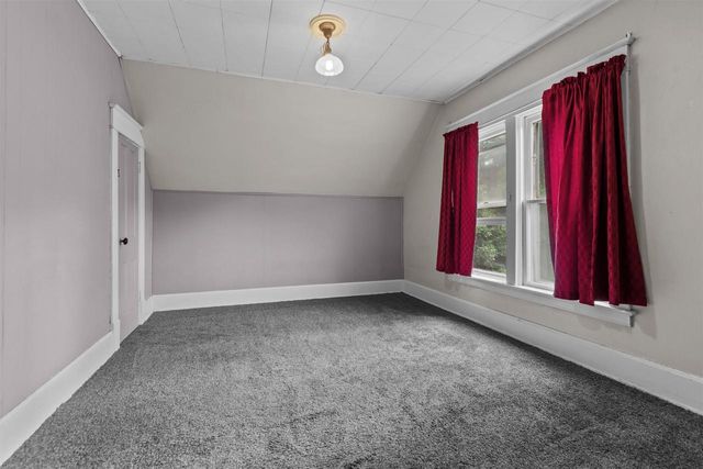 318 W BREWSTER STREET, Appleton, WI 54911