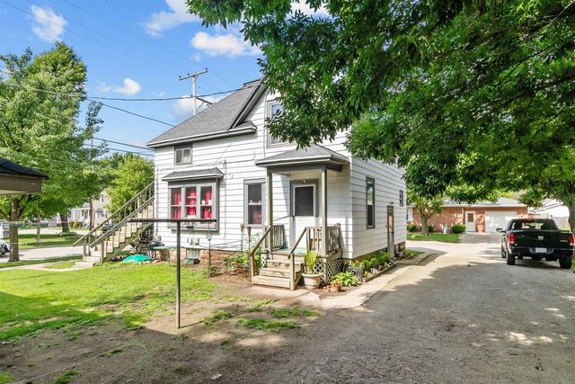 318 W BREWSTER STREET, Appleton, WI 54911