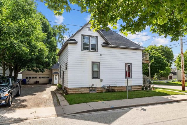 318 W BREWSTER STREET, Appleton, WI 54911