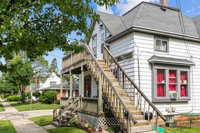 318 W BREWSTER STREET, Appleton, WI 54911