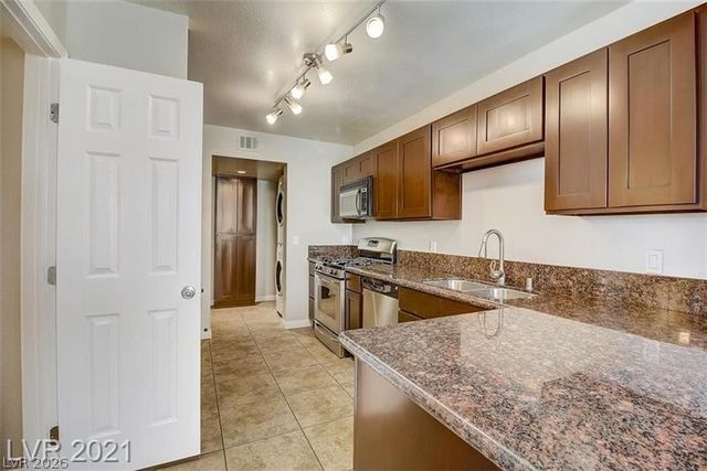 7740 Amato Avenue, Las Vegas, NV 89128