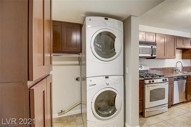 7740 Amato Avenue, Las Vegas, NV 89128