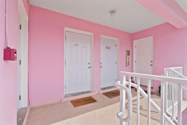 7500 SW 82nd Street G209, Miami, FL 33143