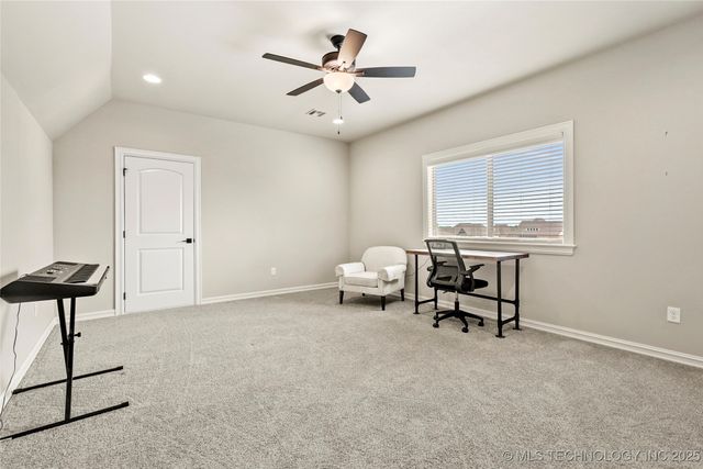 16622 S 2nd West Avenue, Glenpool, OK 74033