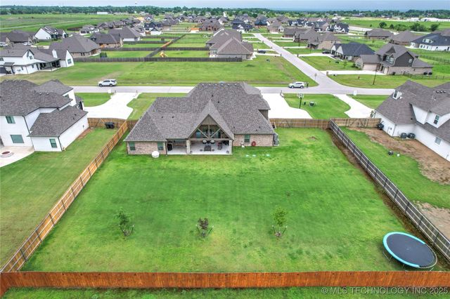 16622 S 2nd West Avenue, Glenpool, OK 74033