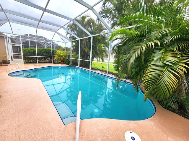 3050 Purple Martin Lane, Indialantic, FL 32903