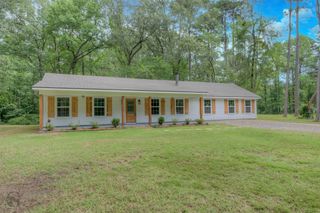 2130 Twin Lake Drive, Benton, LA 71006