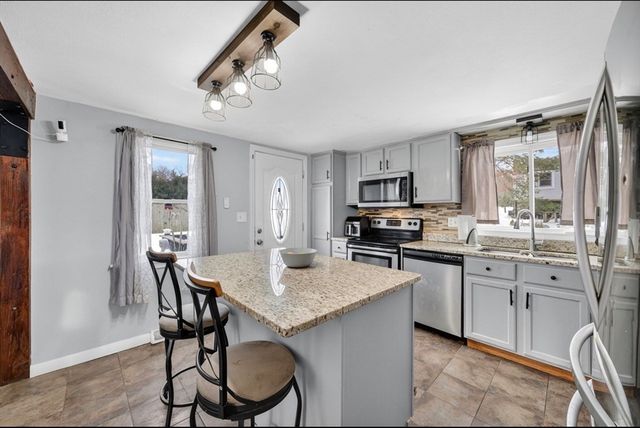 22 Eames Ave, Brockton, MA 02302