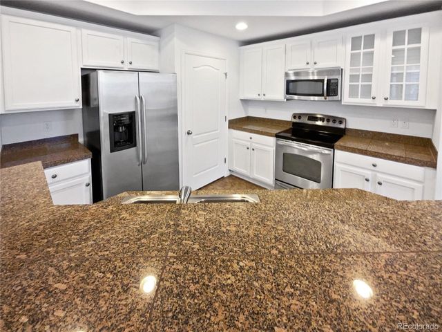 18062 E 104th Pl B, Commerce City, CO 80022