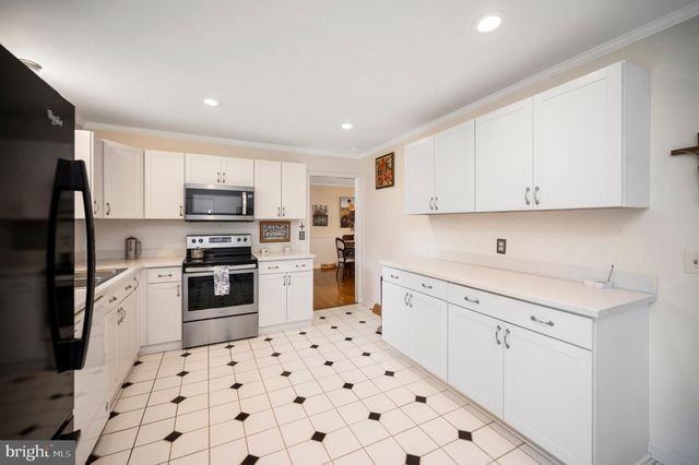 603 PERRY DR, Fredericksburg, VA 22405