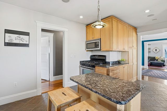 173 Grovers Ave 3, Winthrop, MA 02152