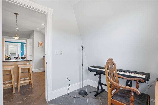 173 Grovers Ave 3, Winthrop, MA 02152